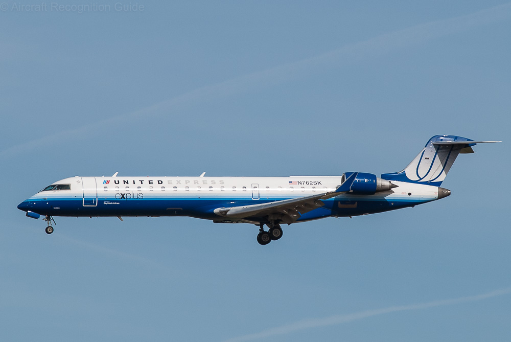 CRJ700