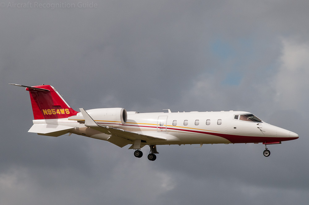This photo shows the six cabin windows on the right side of the Learjet 60, while the Learjet 55 has five. Image