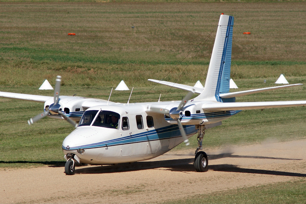 This Commander 500A has been converted to a Colemill Super 300, and now has three blade props. It still has cooler intakes at the sides of the prop spinner though. (photo Phil Vabre/WikiMedia) Image