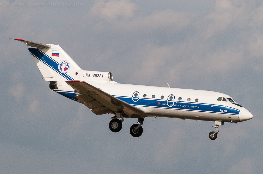 falcon 900